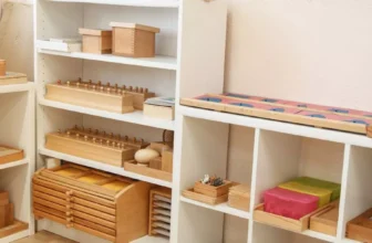 What Are the Best Montessori Toys for Different Age Groups?