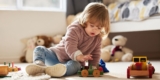 How Do Montessori Toys Support Cognitive Growth in Babies?